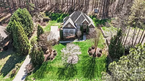 131 Winding Forest Dr, Troutman, NC 28166