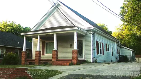 122 College St, Chester, SC 29706