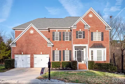 7267 Willowbrook Dr, Denver, NC 28037