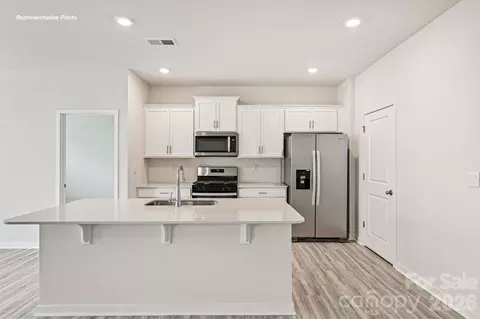 471 Dazzle Loop, Newton, NC 28658 photo 7