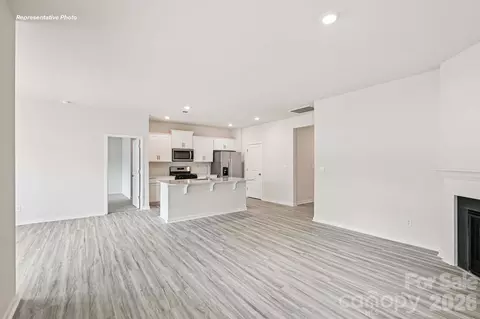 471 Dazzle Loop, Newton, NC 28658 photo 5