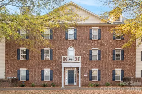 298 Town Park 202 Dr #202, Advance, NC 27006