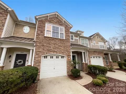 4773 Craigmoss Ln, Charlotte, NC 28278
