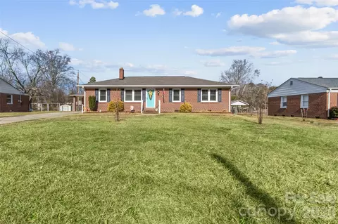 106 Abell St, Chester, SC 29706