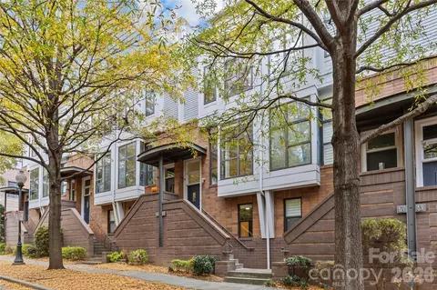 623 E 10th St, Charlotte, NC 28202