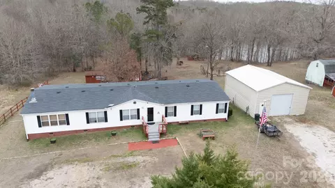 864 Butler Lake Rd, Chester, SC 29706