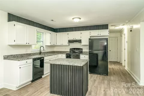 Kitchen - 3115 Crestview Dr, Florence, SC 29501 photo 7 of 7