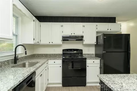 Kitchen - 3115 Crestview Dr, Florence, SC 29501 photo 1 of 7
