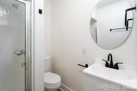 Bath - 3115 Crestview Dr, Florence, SC 29501 photo 4 of 4