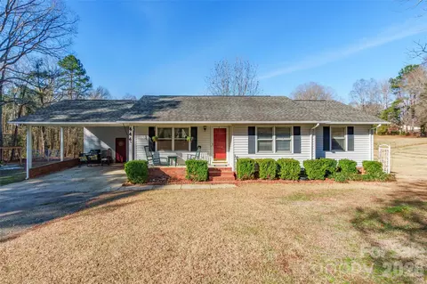 444 Wateree St, Lancaster, SC 29720