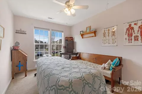 Bedroom - 7948 Mariners Pointe Cir, Denver, NC 28037 photo 5 of 7