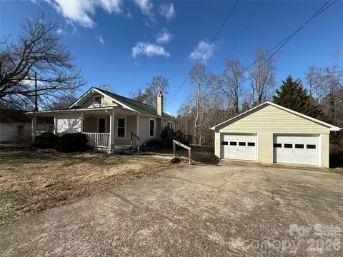 2168 Enon Rd, Morganton, NC 28655
