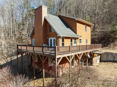 4080 E Fork Rd, Marshall, NC 28753