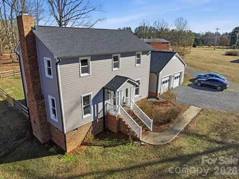 Exterior - 122 E Cj Thomas Rd, Monroe, NC 28110 photo 5 of 6