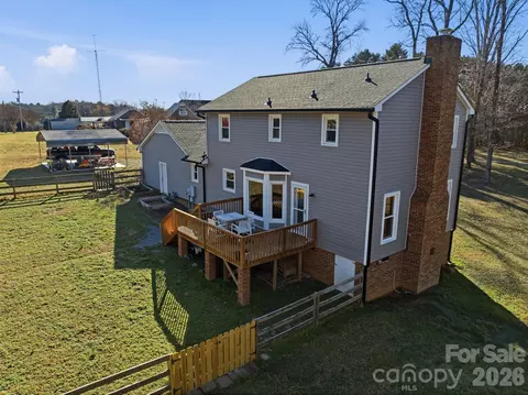 Exterior - 122 E Cj Thomas Rd, Monroe, NC 28110 photo 3 of 6