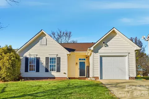 5226 Courtfield Dr, Indian Trail, NC 28079