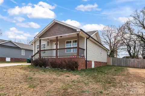 316 E Alabama Ave, Bessemer City, NC 28016