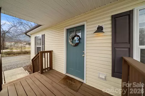 Exterior - 121 James St, Clyde, NC 28721 photo 4 of 5