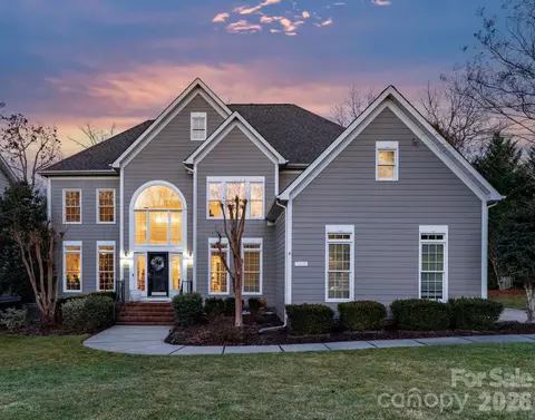 1913 Abbotts Creek Rd, Waxhaw, NC 28173