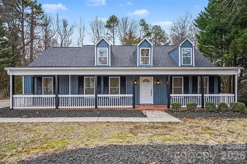 8343 Norcroft Dr, Charlotte, NC 28269