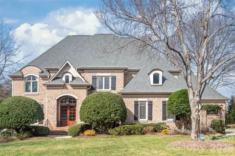 15018 Jockeys Ridge Dr, Charlotte, NC 28277
