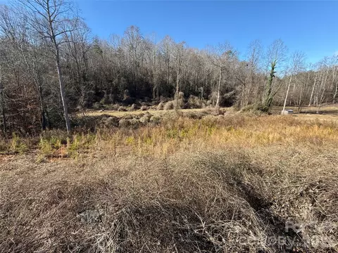 1290 39th Street Sw Cir SW, Hickory, NC 28602