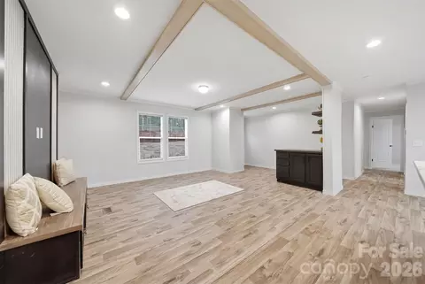 Living - 4184 Maple Trl, Morganton, NC 28655 photo 2 of 3