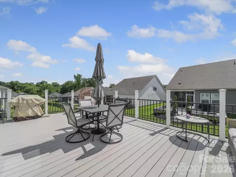 Exterior - 3317 Black Cherry Dr, Monroe, NC 28110 photo 7 of 10