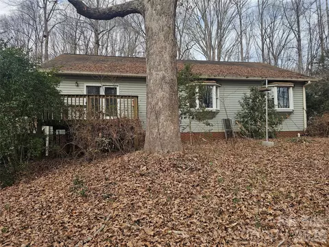 130 Eagles Nest Ln, Statesville, NC 28625