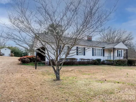 Exterior - 968 Hampton Grace Ave, Lancaster, SC 29720 photo 5 of 5