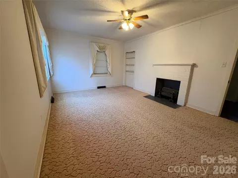 Living - 968 Hampton Grace Ave, Lancaster, SC 29720 photo 1 of 4