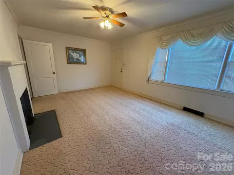 Living - 968 Hampton Grace Ave, Lancaster, SC 29720 photo 3 of 4