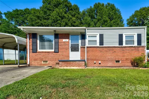 308 S Myrtle School Rd, Gastonia, NC 28052