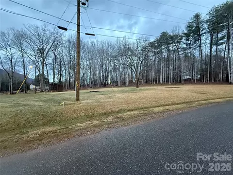 000 Meadowlark 22 Ln #22, Columbus, NC 28722