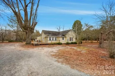 551 Maples Rd, Pageland, SC 29728