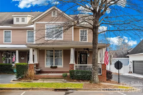 1049 Market St, Fort Mill, SC 29708