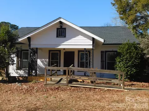 408 S Wadesboro Blvd, Mount Gilead, NC 27306