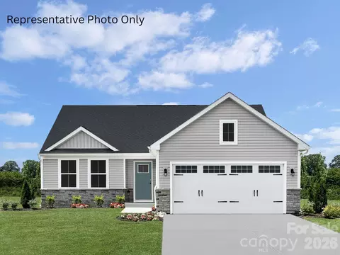 944 Pemberley St, Lancaster, SC 29720