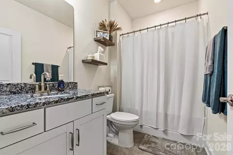Bath - 4222 Millstream Rd, Denver, NC 28037 photo 3 of 3