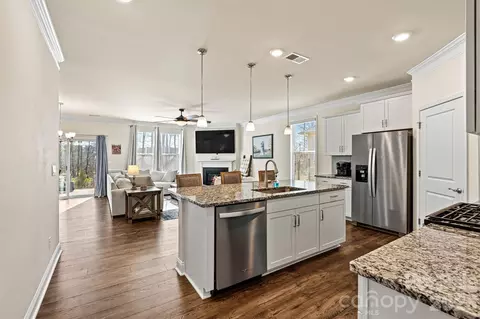Kitchen - 4222 Millstream Rd, Denver, NC 28037 photo 1 of 4