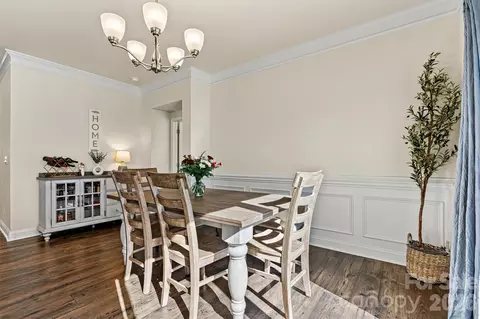 Dining - 4222 Millstream Rd, Denver, NC 28037 photo 2 of 3