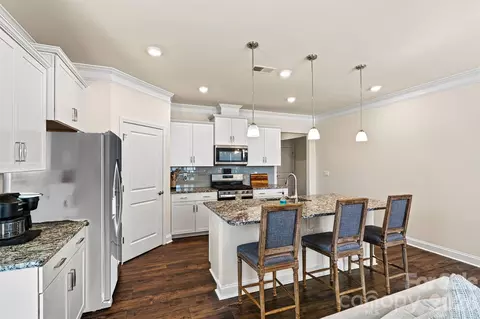 Kitchen - 4222 Millstream Rd, Denver, NC 28037 photo 2 of 4