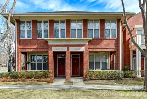 503 E 9th St, Charlotte, NC 28202