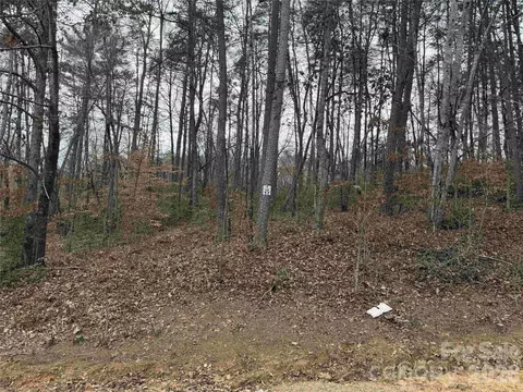 198 Broken Arrow Dr, Statesville, NC 28677