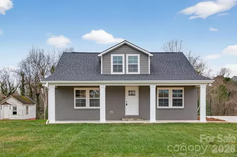 109 S Main St, Granite Falls, NC 28630