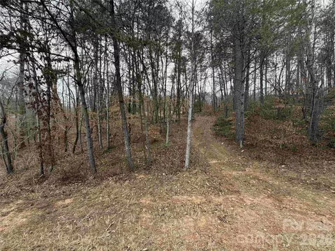 204 Broken Arrow Dr, Statesville, NC 28677