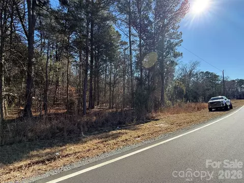000 Thomas Rd, Charlotte, NC 28278