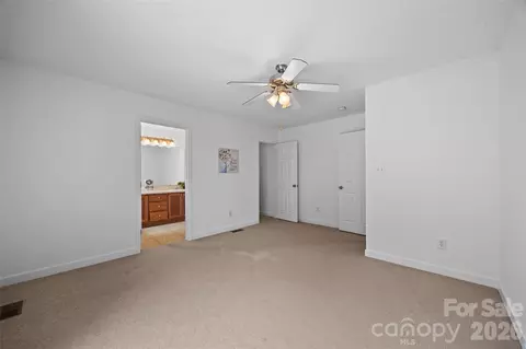 4660 Garys Pl, Crouse, NC 28033 photo 15