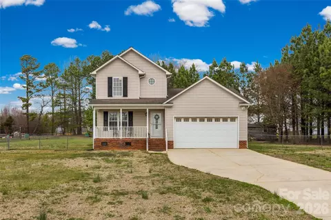 4660 Garys Pl, Crouse, NC 28033 photo 2