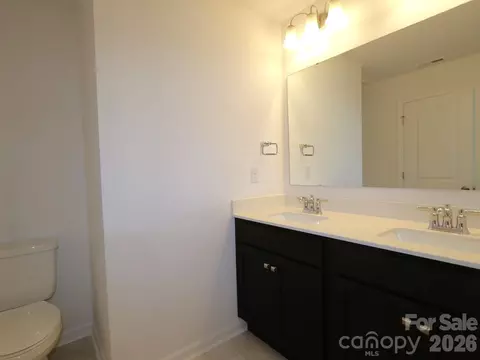 Bath - 1122 Overbrook Pl, Wingate, NC 28174 photo 2 of 4